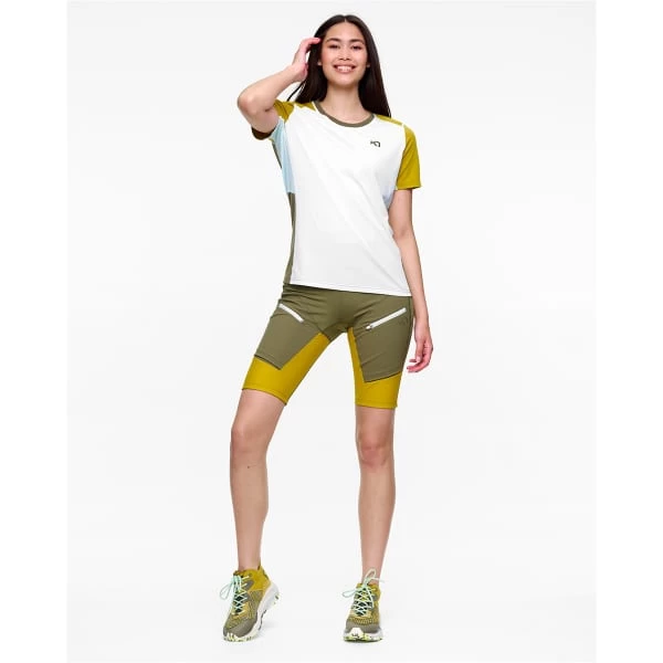 KARI TRAA SANNE HIKING TEE BWHITE 22 – Image 3